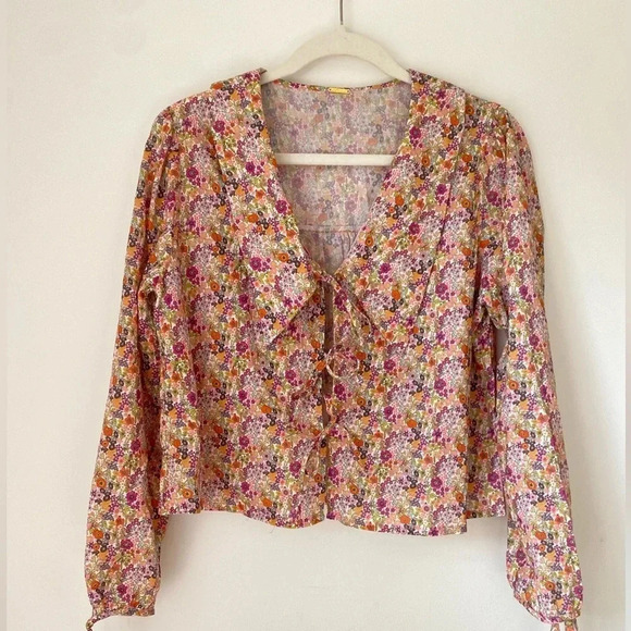 Gingham Palace Set Women’s Small Sixtine Blouse and Sandrine Shorts Floral - Picture 5 of 15